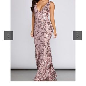 WINDSOR -  PAISLEY FORMAL SEQUIN LEAF DRESS